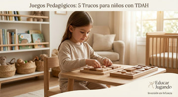 Niño concentrado en calma jugando con un puzzle pedagógico de madera fomentando la atención para TDAH | Educar Jugando