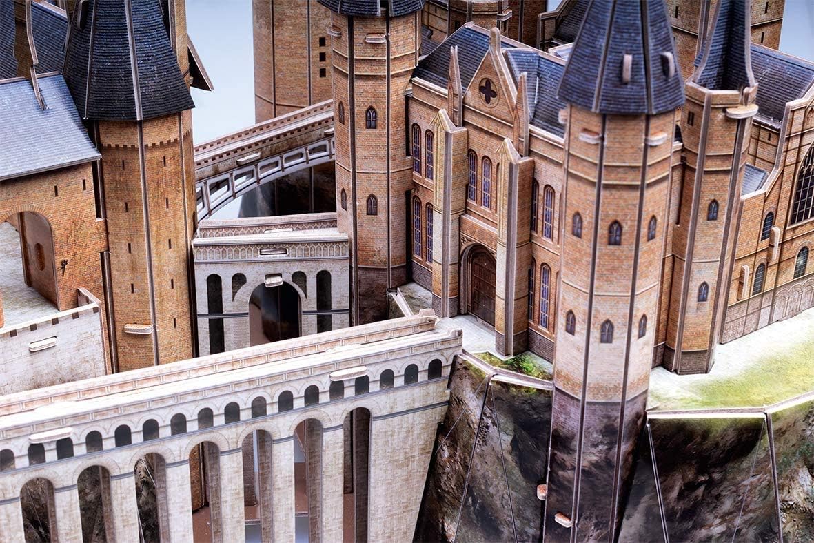 World Brands- Harry Potter-Castillo de Hogwarts Puzzles 3D, Kit de Construcción, Multicolor (Cubic Fun DS1013H)