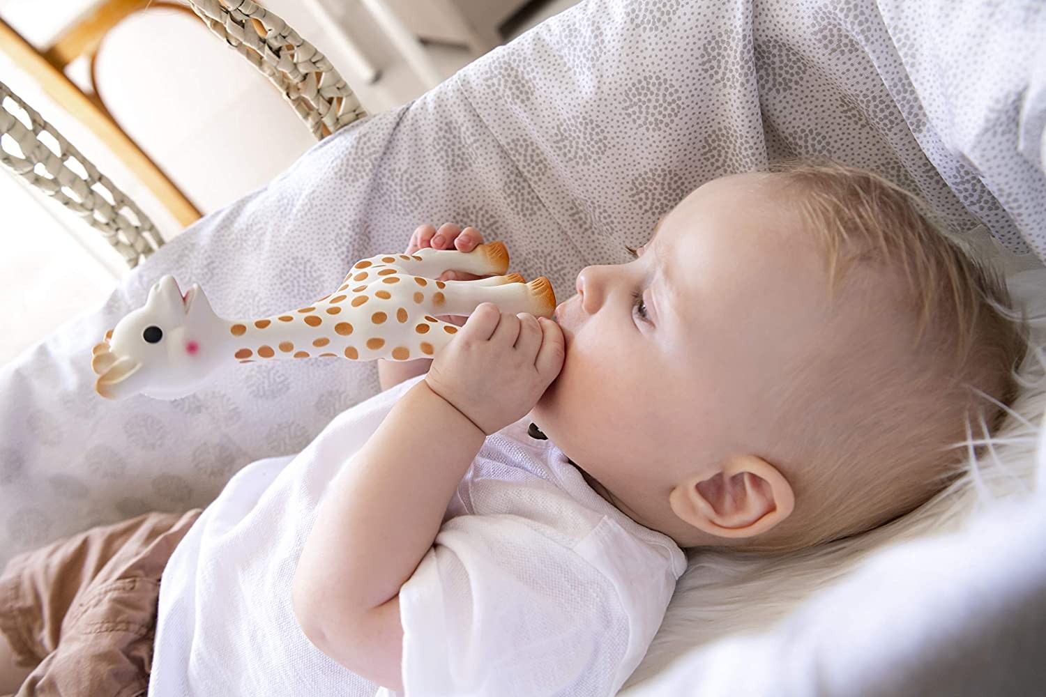 Mordedor Sophie la girafe con caja regalo100% hevea - Shopie la girafe