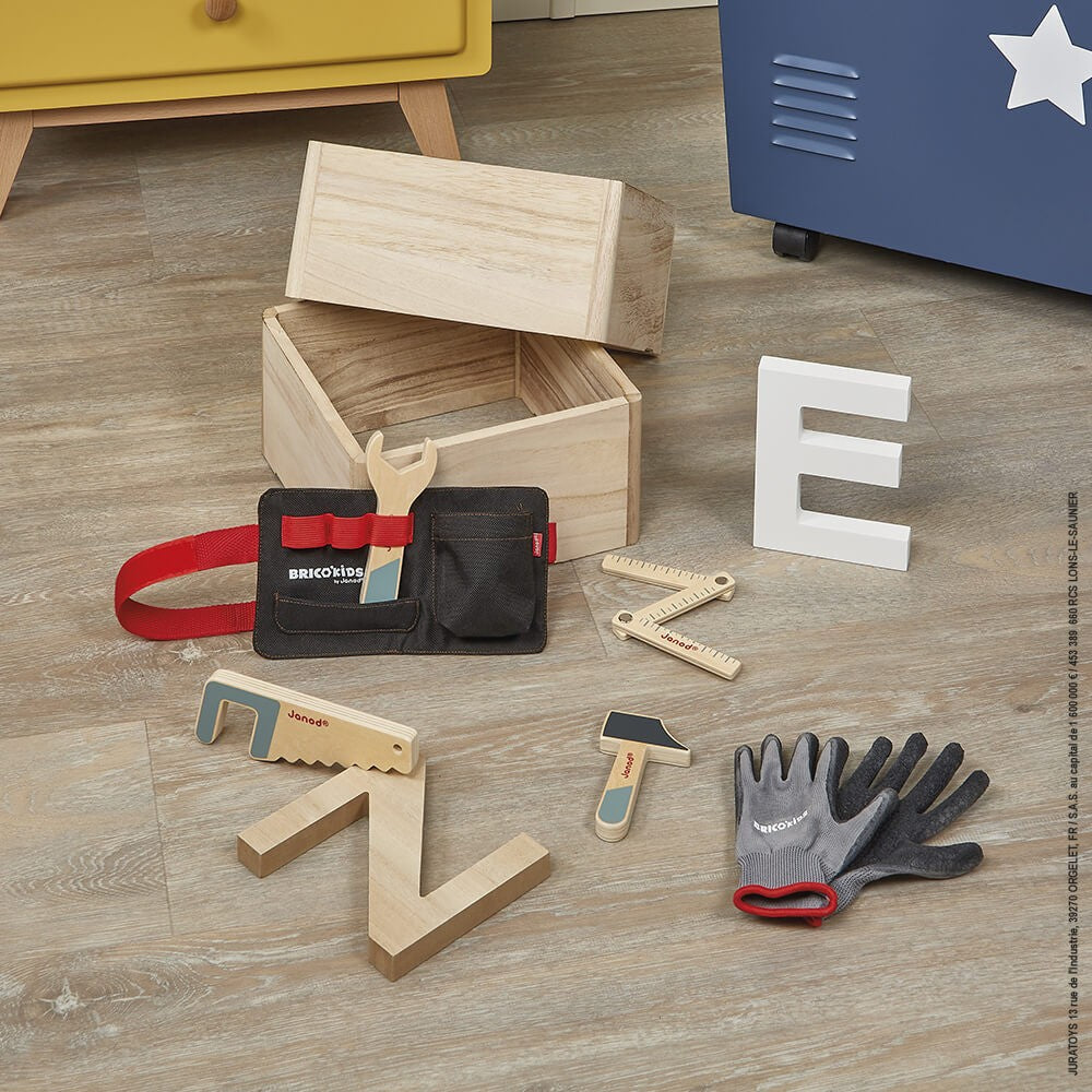 CINTURÓN DE BRICOLAJE CON HERRAMIENTAS DE MADERA Y GUANTES - Janod J06475