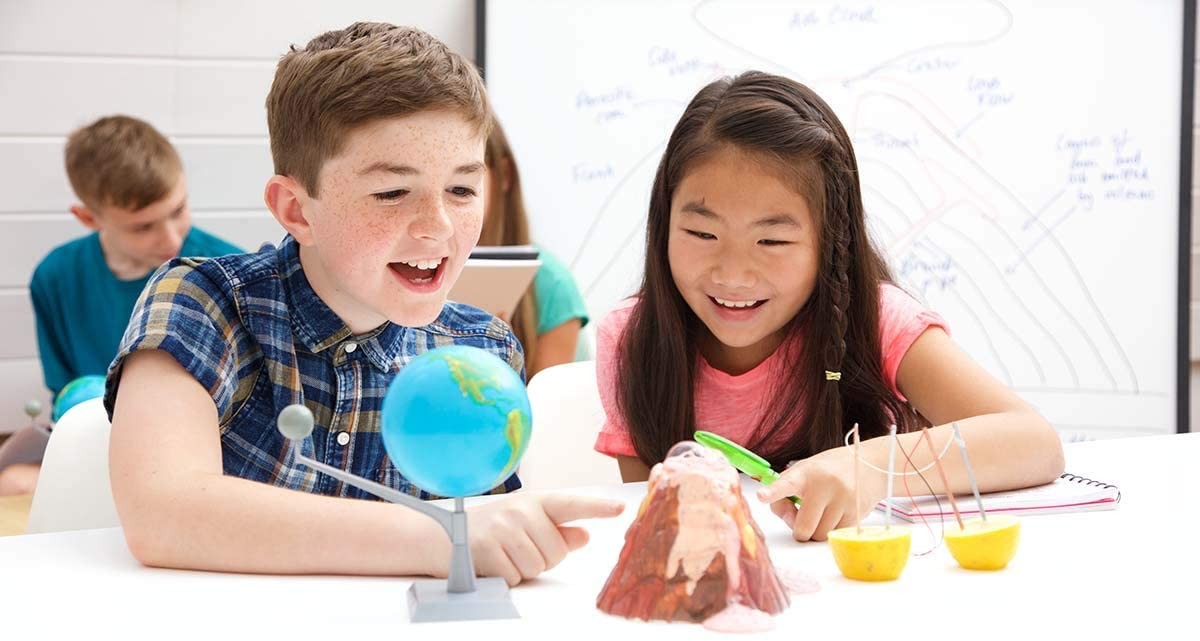 VOLCANO MAKING KIT - 4M 004M3230