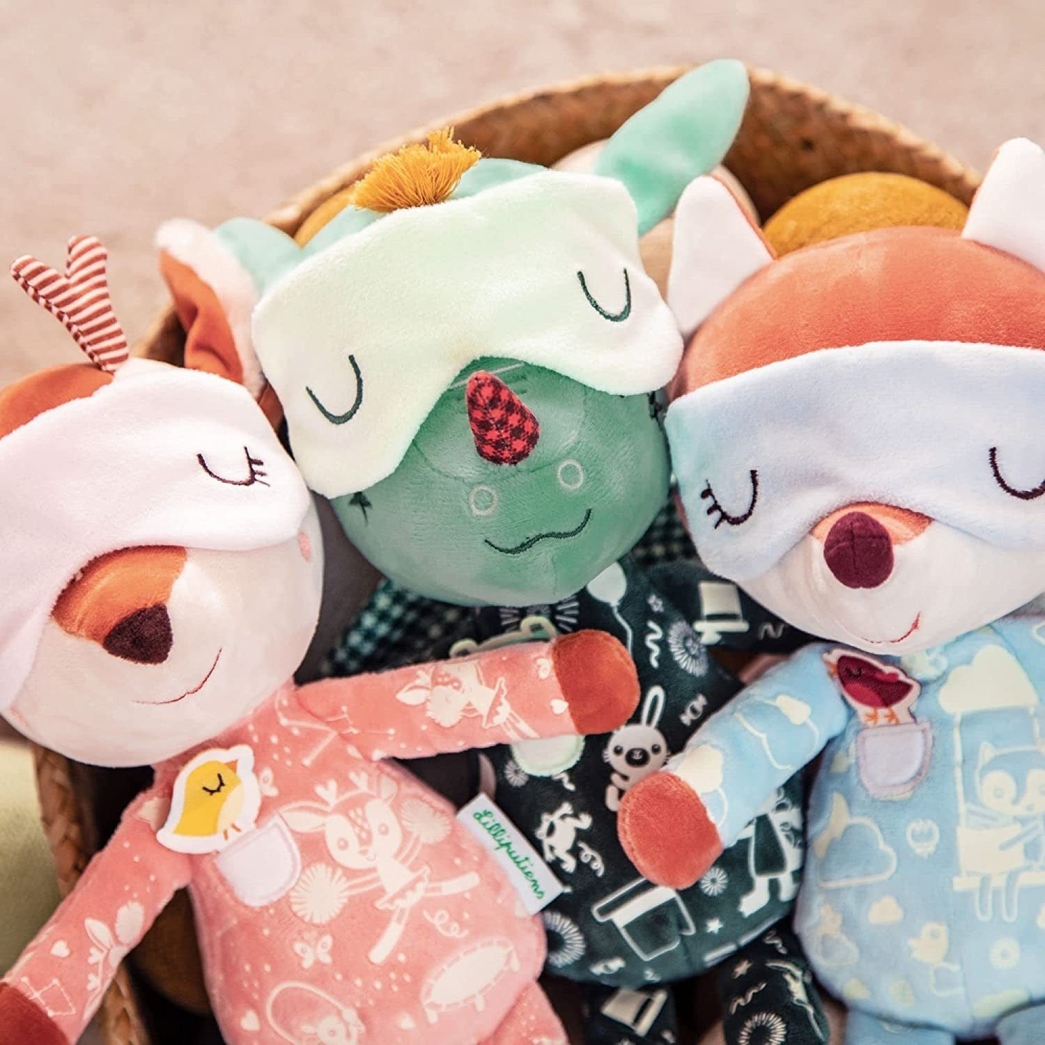 Peluche que brilla en la oscuridad alice | juguete de sueño para bebés | suave y seguro | ideal para dormir - lilliputiens 83449