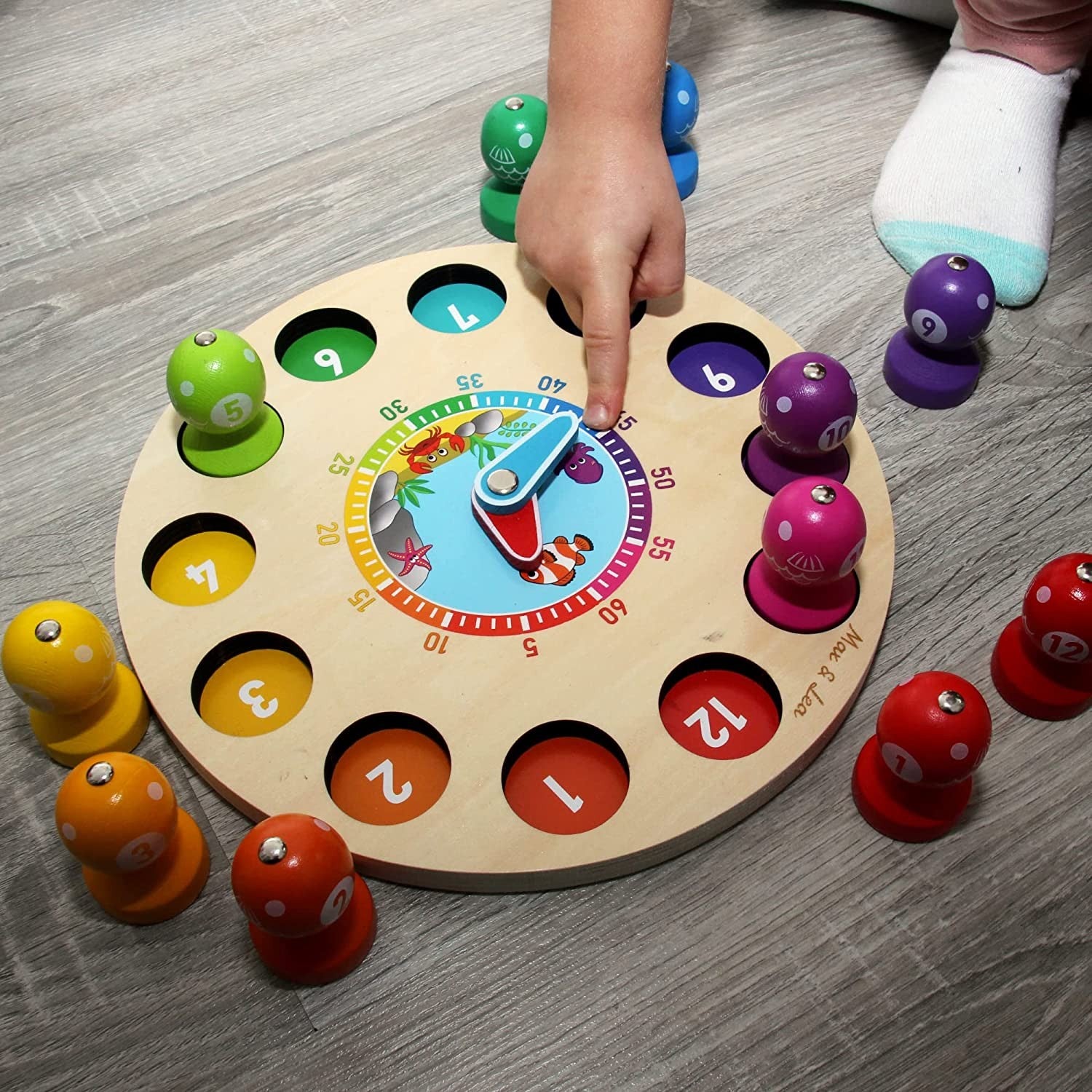 Juego educativo magnético para aprender la hora ClockBoard - Max & Lea