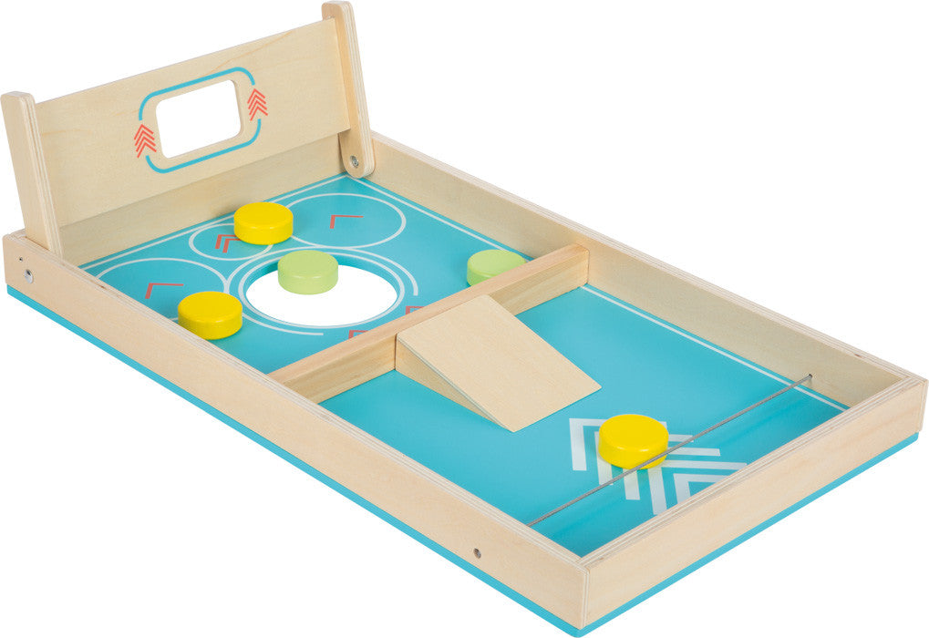 Juego de madera 2 en 1 de lanzamiento de Sacos cornhole y hockey - Small foot 12481