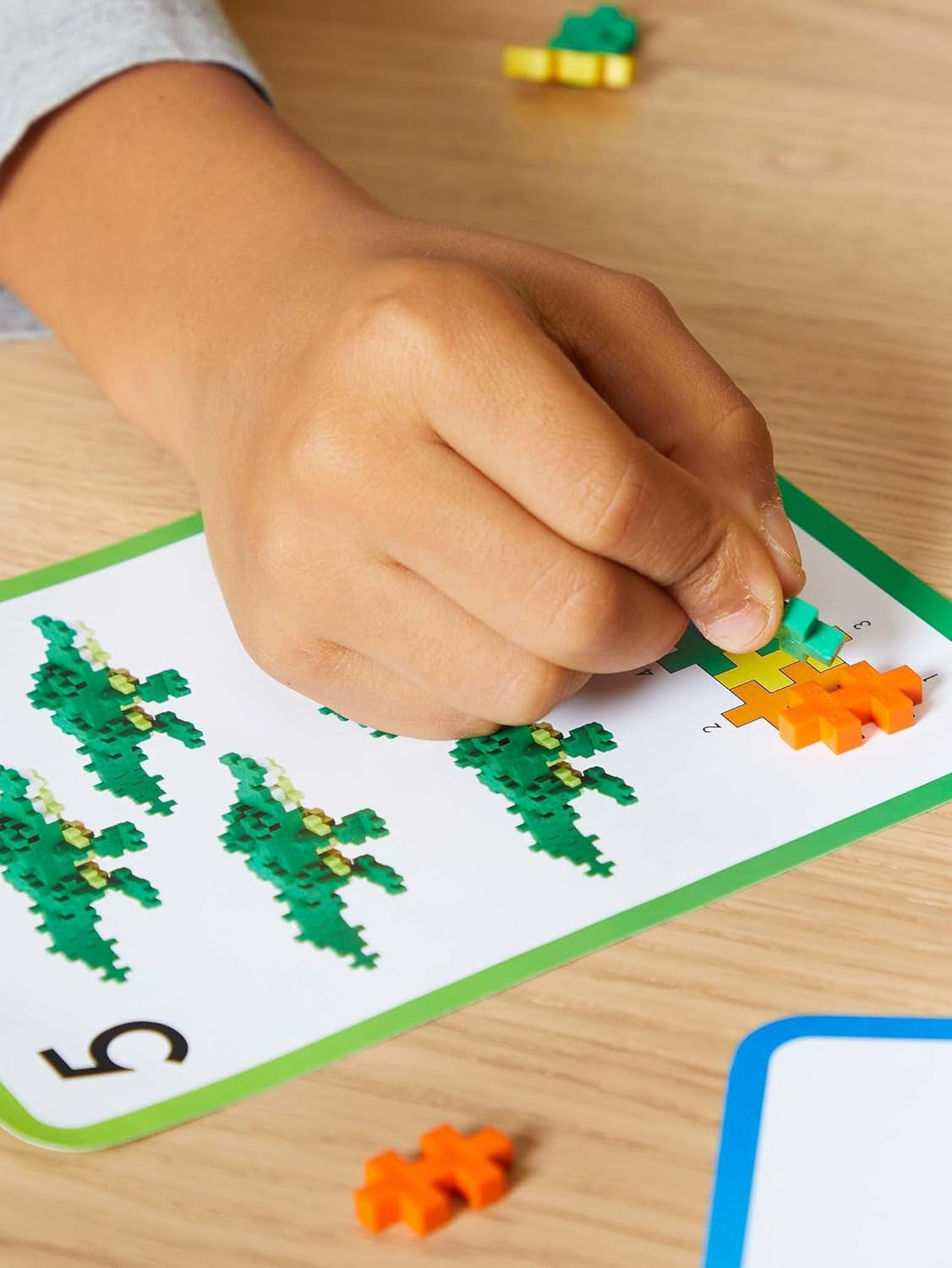 Juego para formar Números y Letras con piezas que se enlazan entre sí - Ludilo 3909