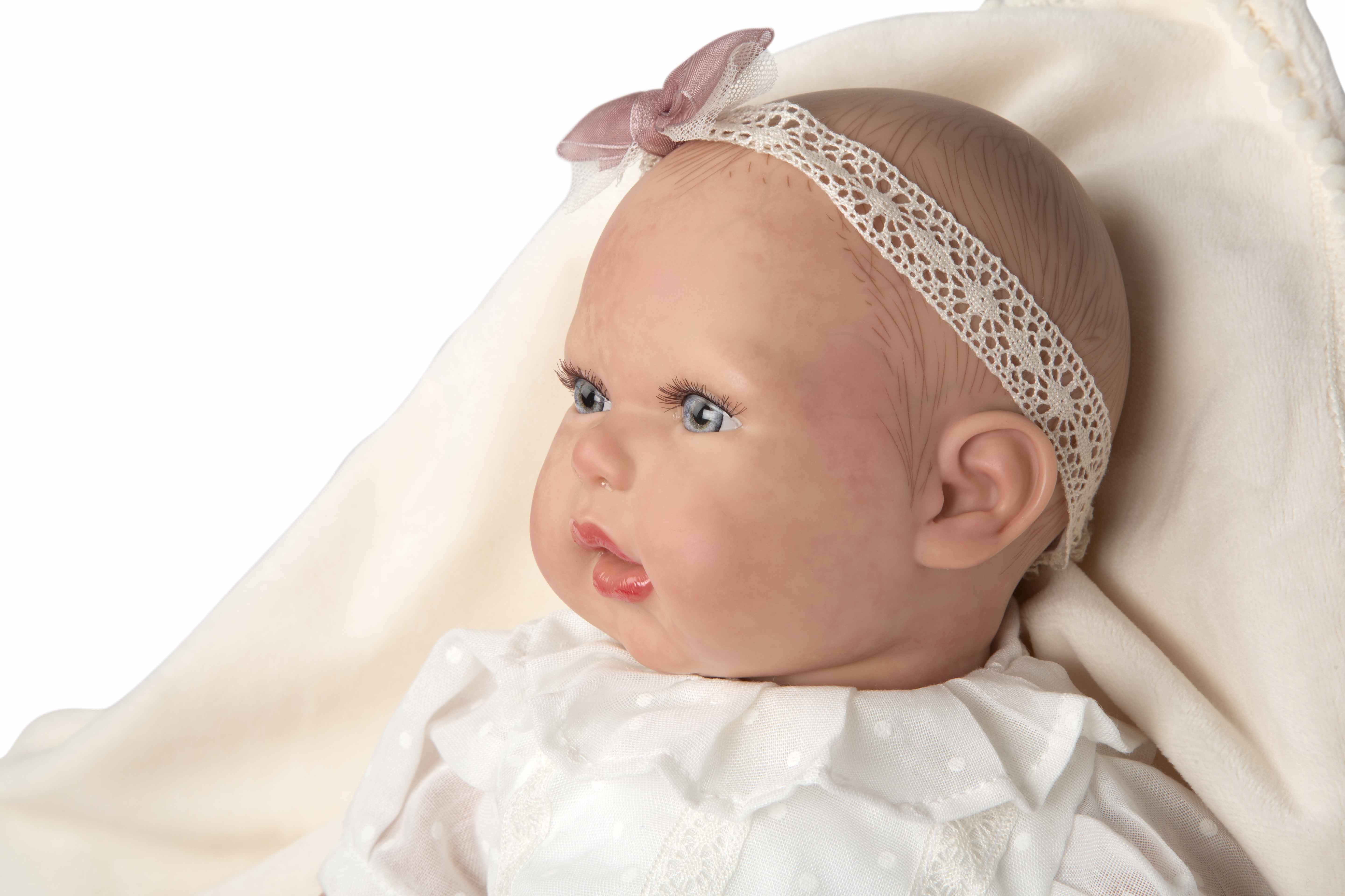 Muñeca Reborn 45 cm Delia con Manta y con Pelo Decorado - Arias 98169