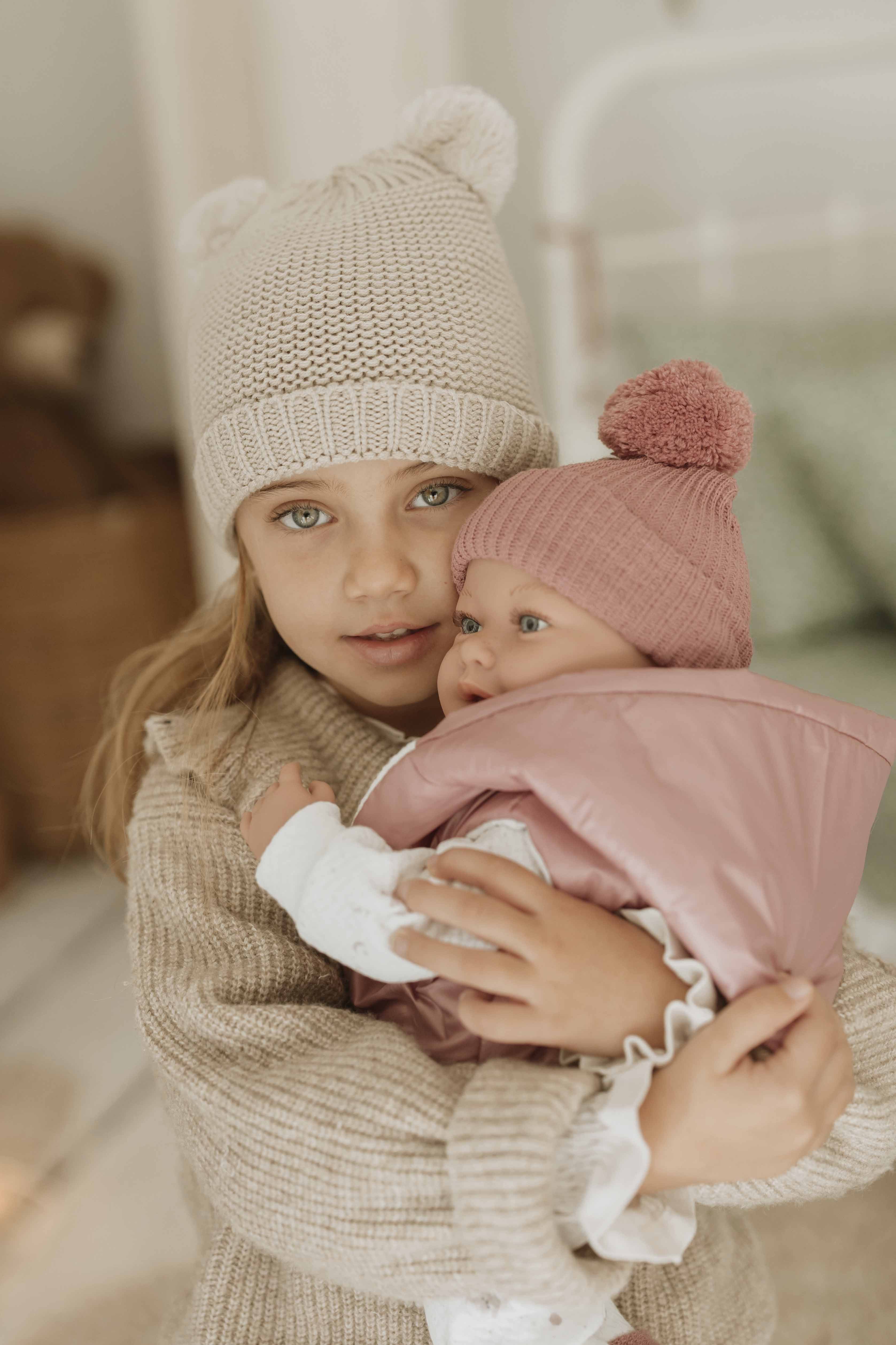 Muñeca con Peso Elegance 45 cm - Adi Rosa con Mochila - Arias 65376