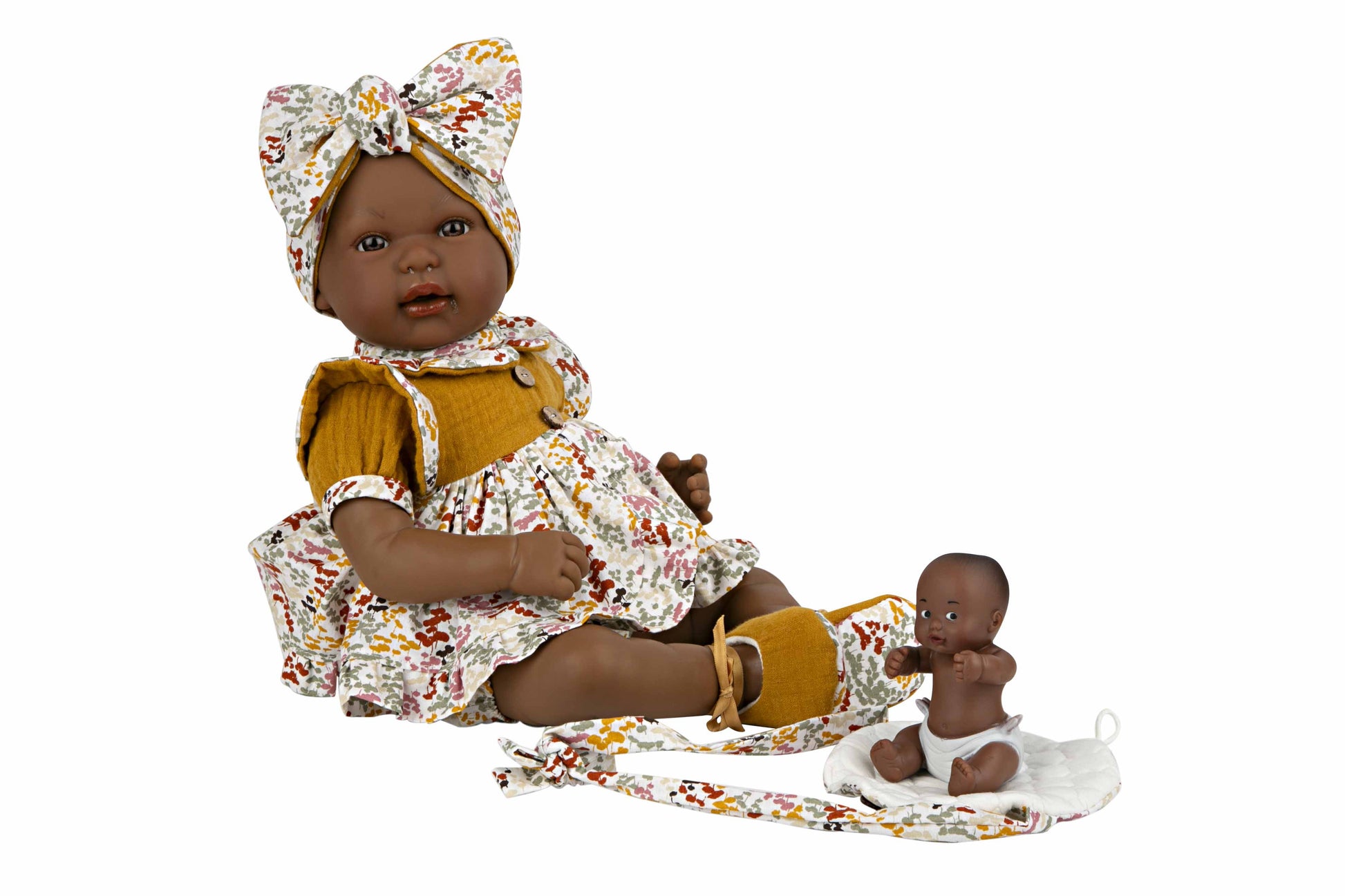 Muñeca Elegance 45 cm Mies Mulata y Aran Mostaza - Arias 65370