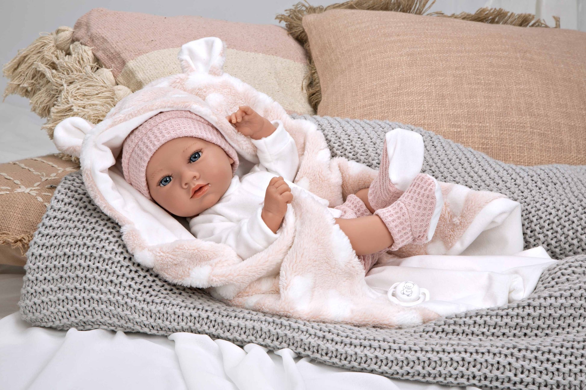 Muñeca Elegance 38 cm Aria Rosa con Manta - Muñeco de Peso - Arias 60833