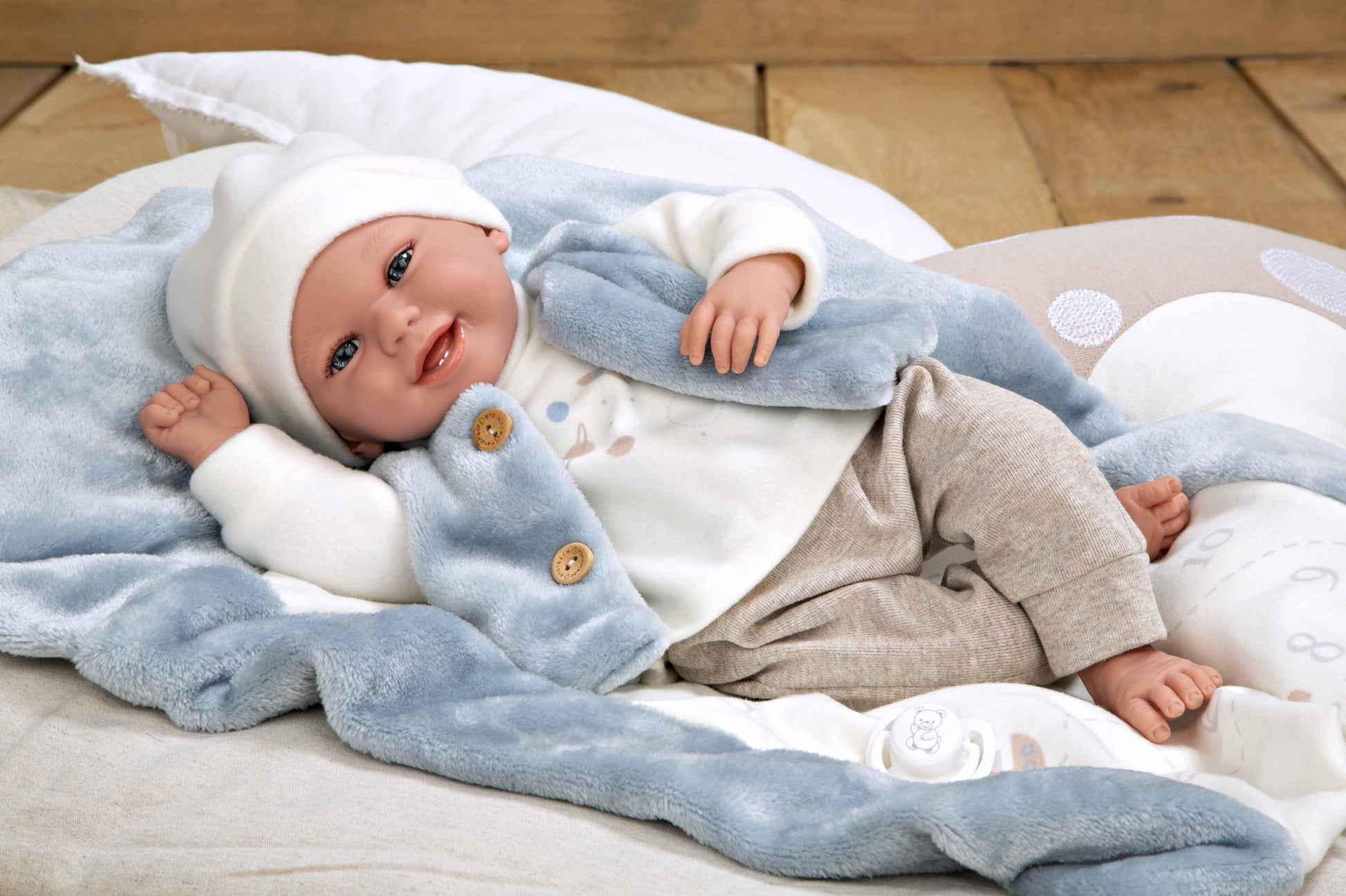 Muñeco Elegance 40 cm Colin Azul con Manta - Muñeco de Peso - Arias 60810