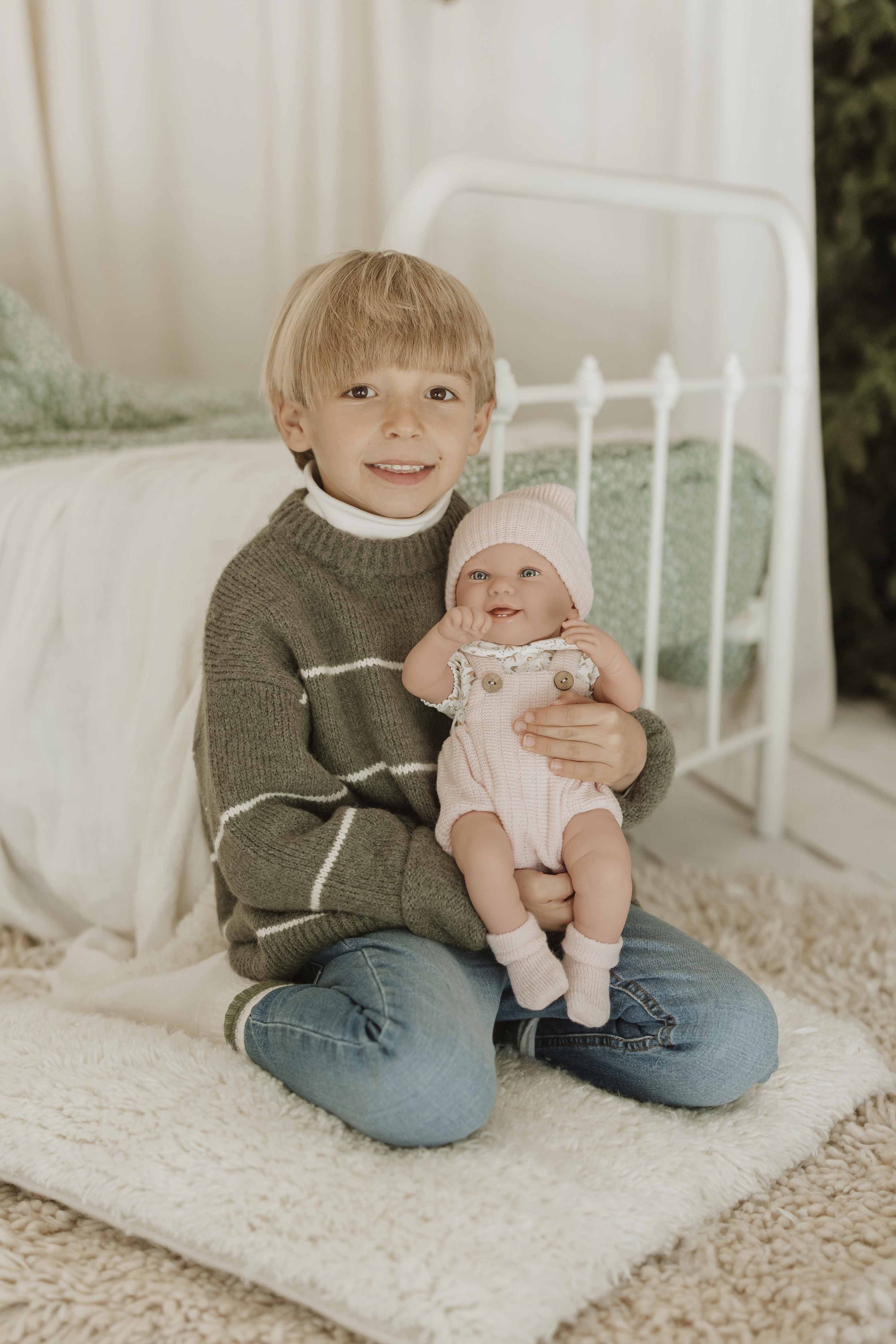 Muñeco Elegance 42 cm Zoe Rosa con Cojin - Arias 65373