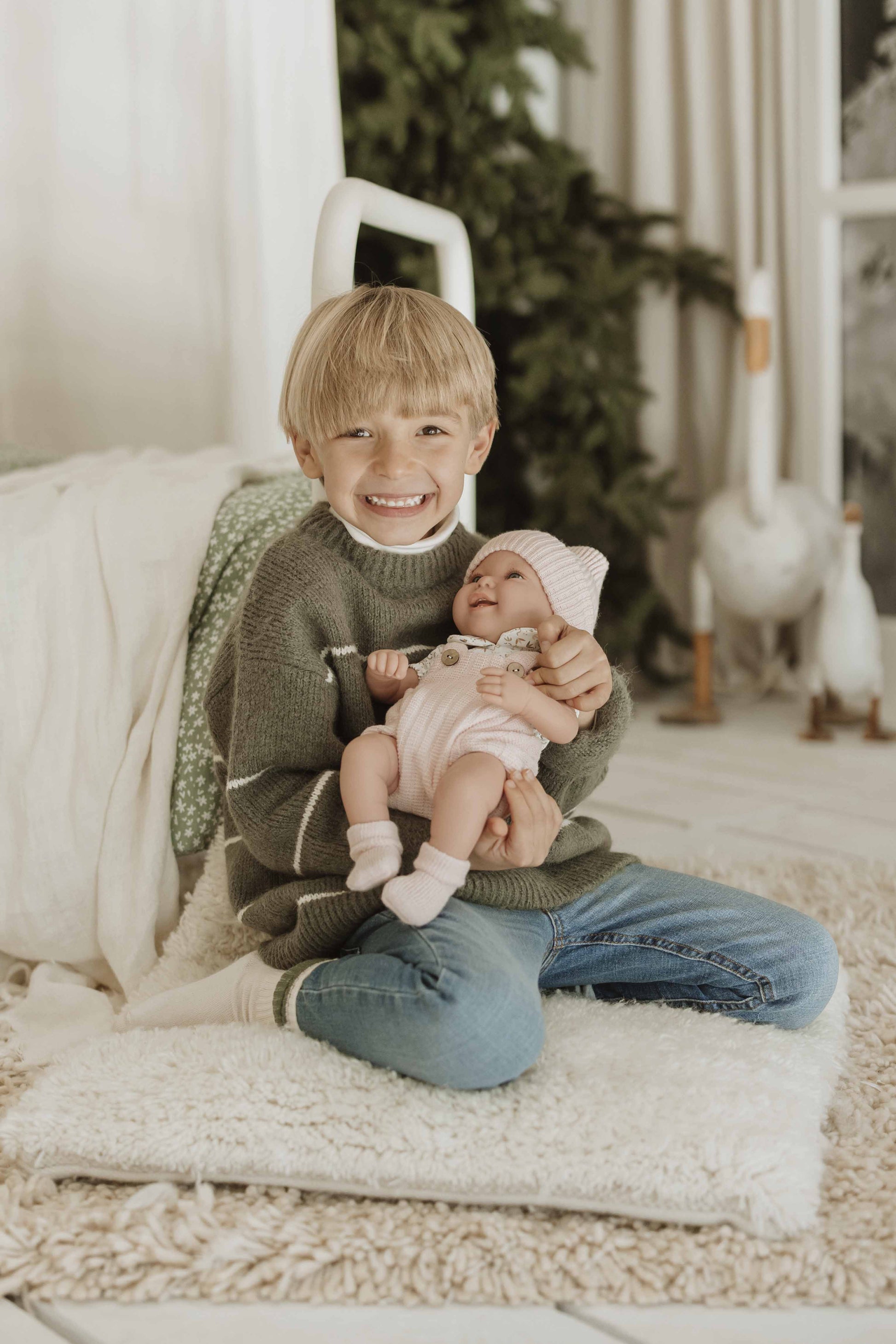 Muñeco Elegance 42 cm Zoe Rosa con Cojin - Arias 65373