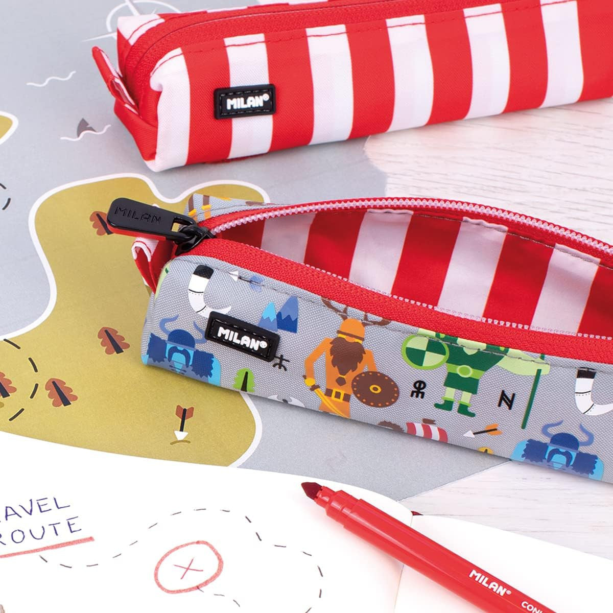 Estuche con 4 Portatodos con material escolar serie Vikingos - Milán