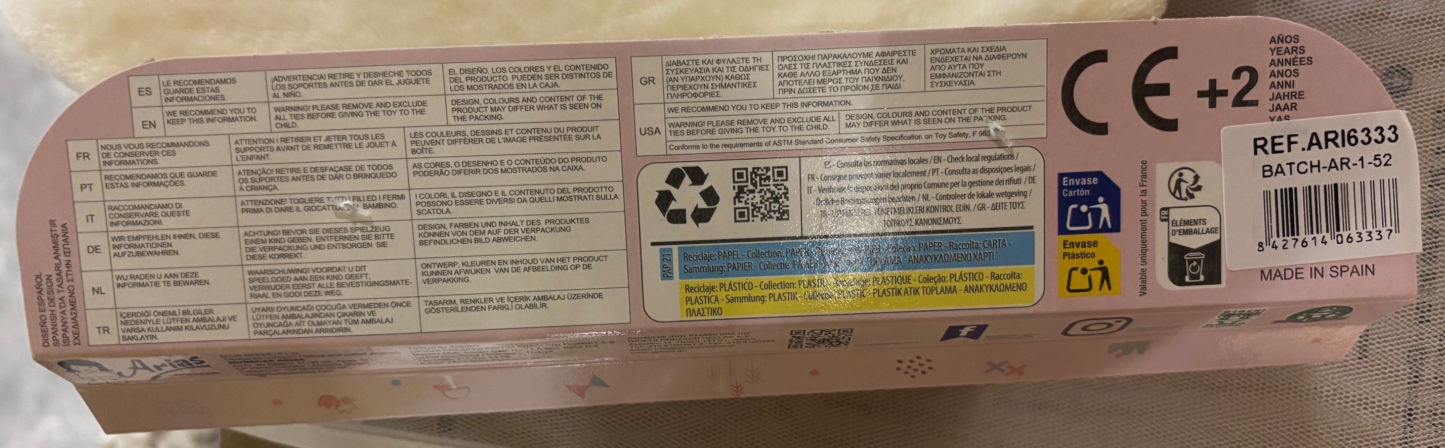 Accesorio muñecas - portabebés beig para muñecos de 40-45 cm - arias 6333