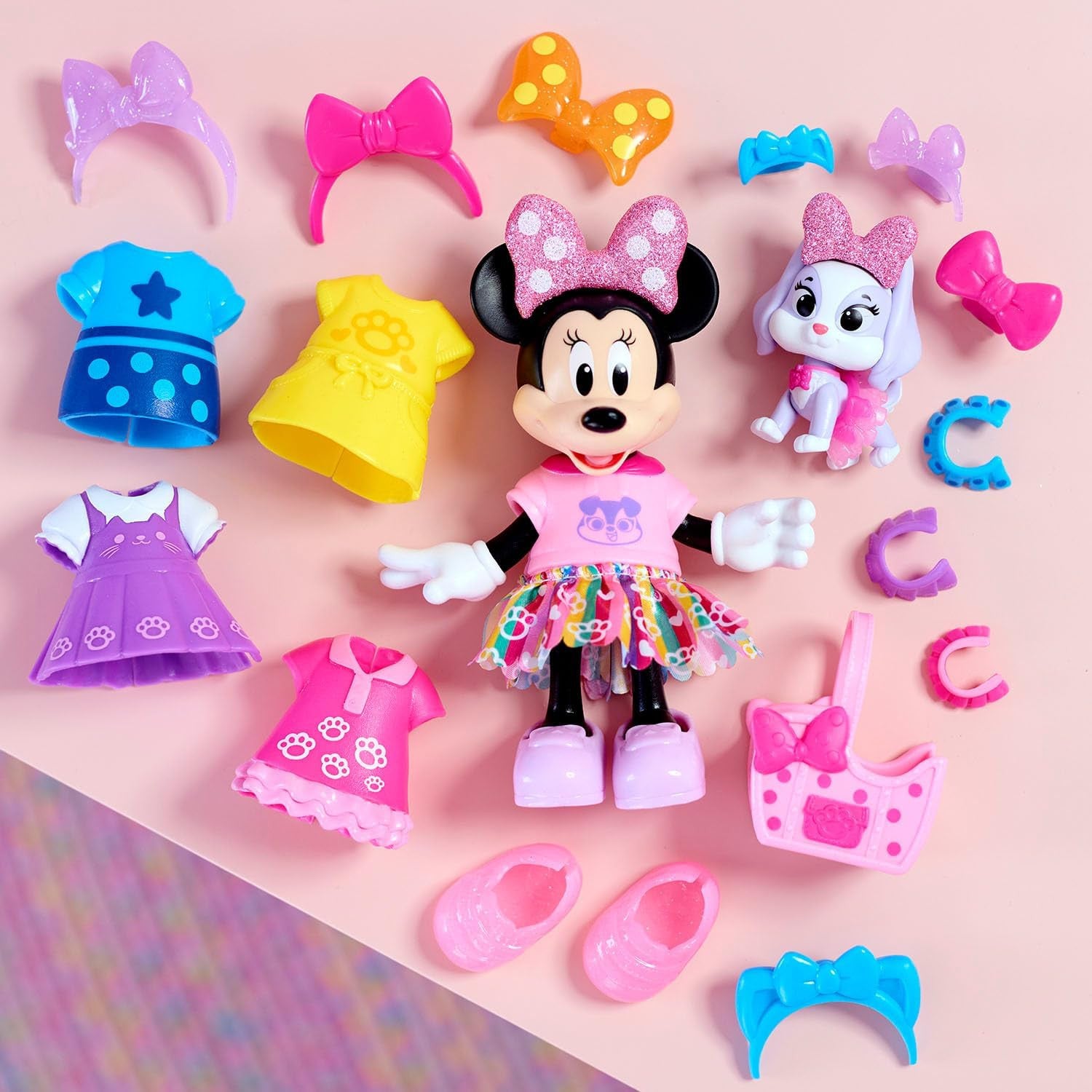 Muñeca Minnie Mouse Glitter y sus conjuntos de moda para Mascotas - Just Play