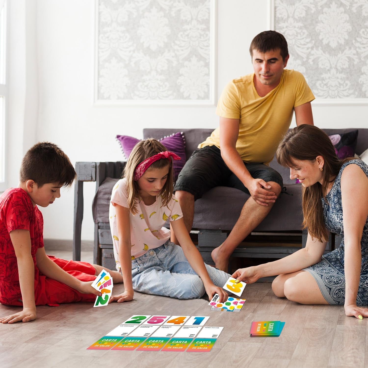 Juego de Mesa - Juego de Cartas First To Worst - Ludilo