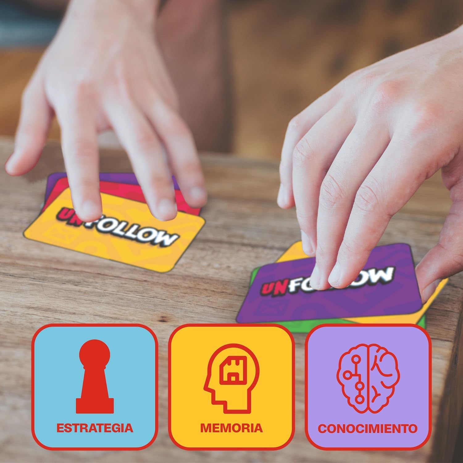 Juego de Cartas y Estrategia - Unfollow - Ludilo
