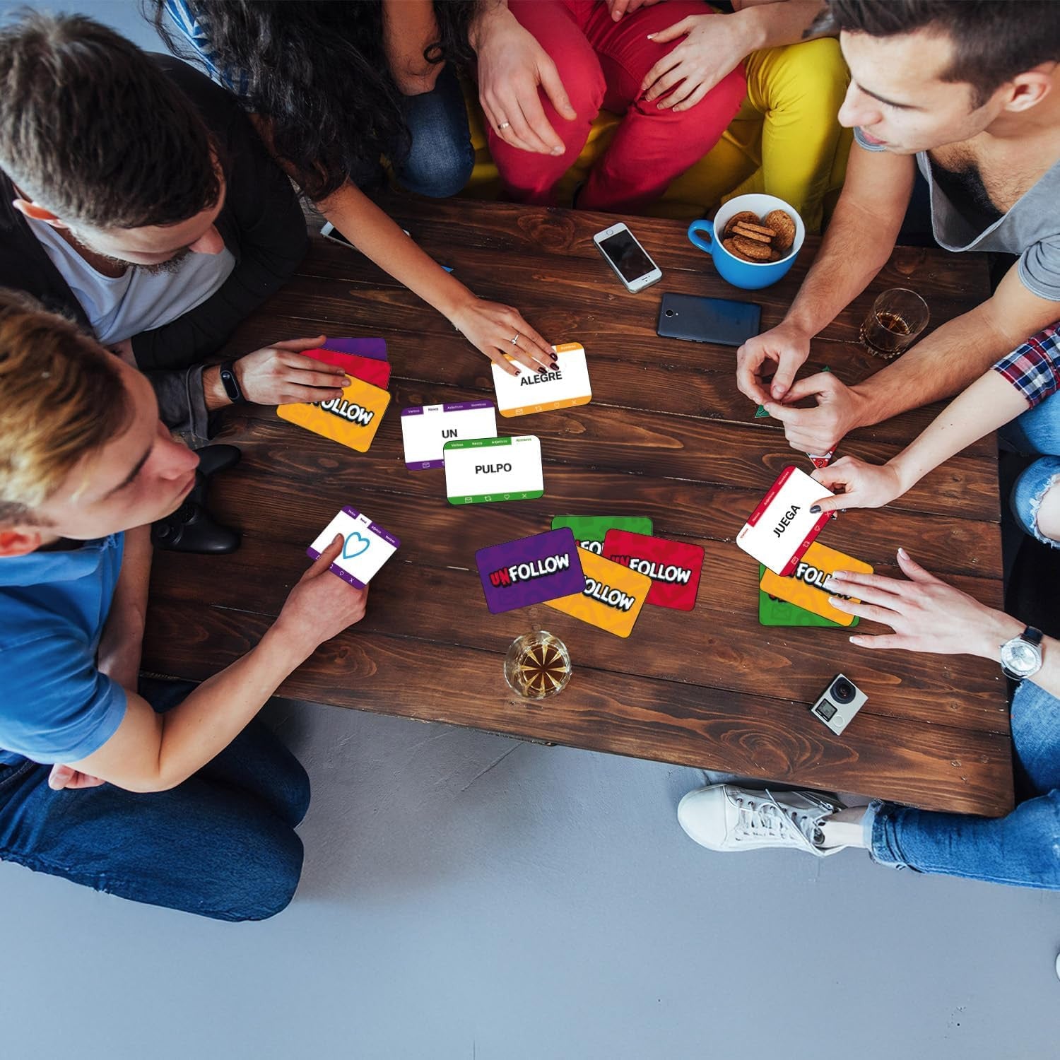 Juego de Cartas y Estrategia - Unfollow - Ludilo