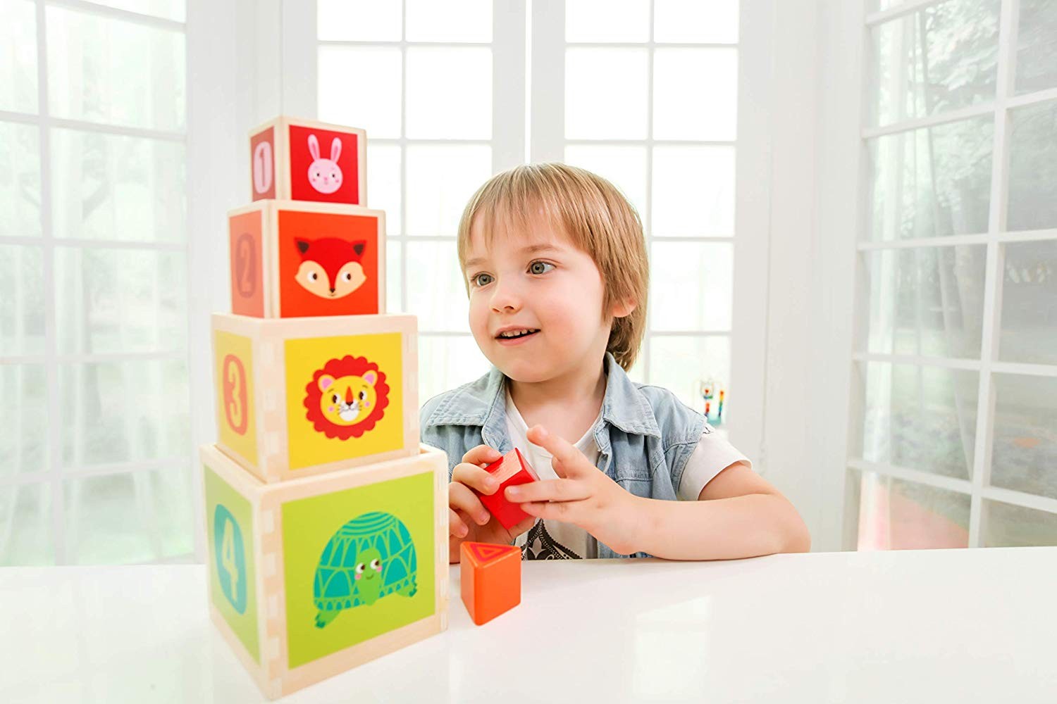 PIRAMIDE DE CUBOS PARA APILAR