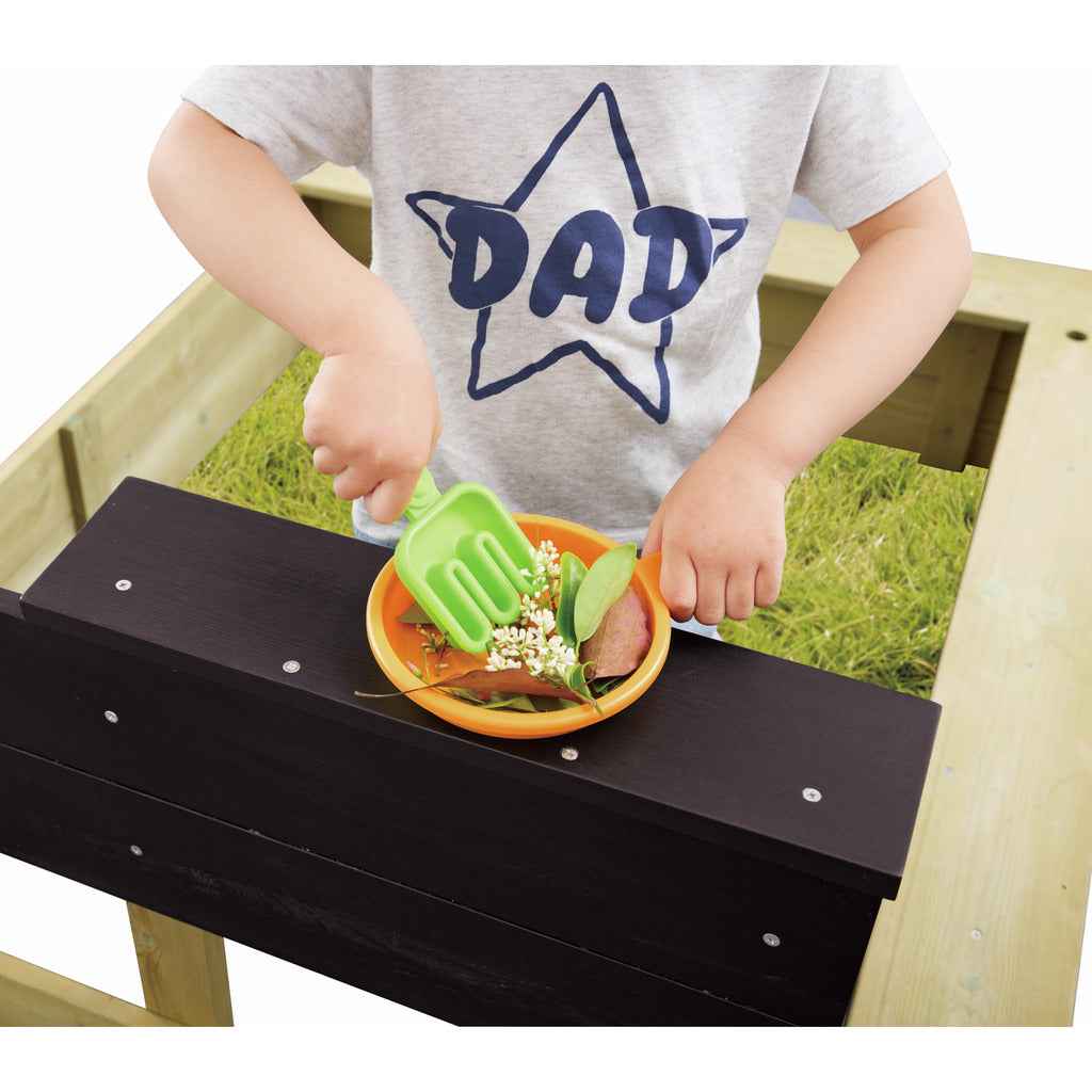 Cabaña con Arenero para Niños – Cocina, Caballete y Techo UPF 50 | Hape