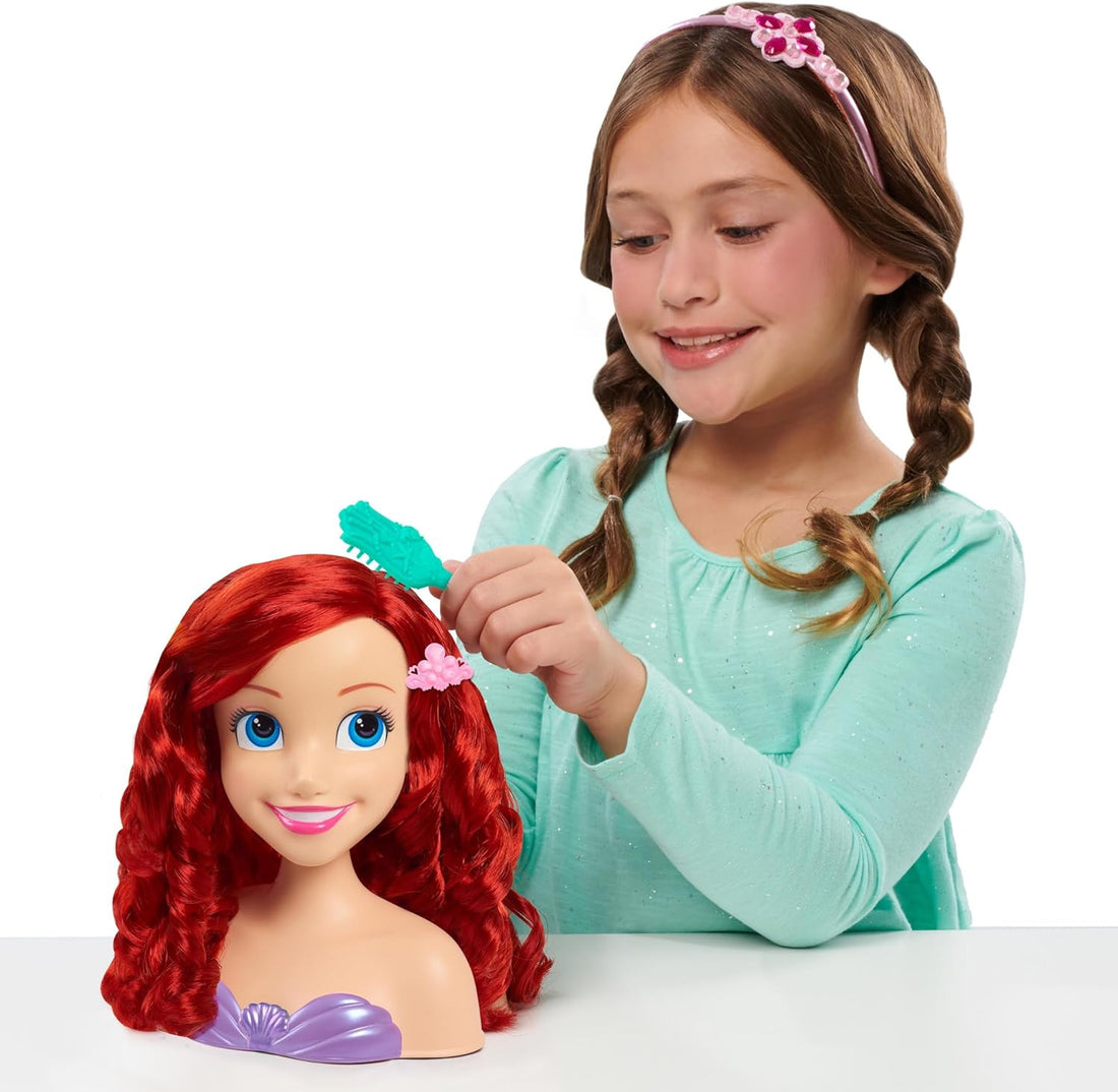 Caja de la cabeza de peinado Princesa Ariel de Disney con accesorios incluidos Just Play