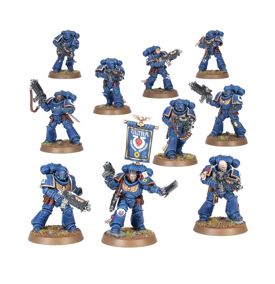Diez miniaturas de la Escuadra de Intercesores Warhammer 40.000, mostradas juntas sobre peanas.