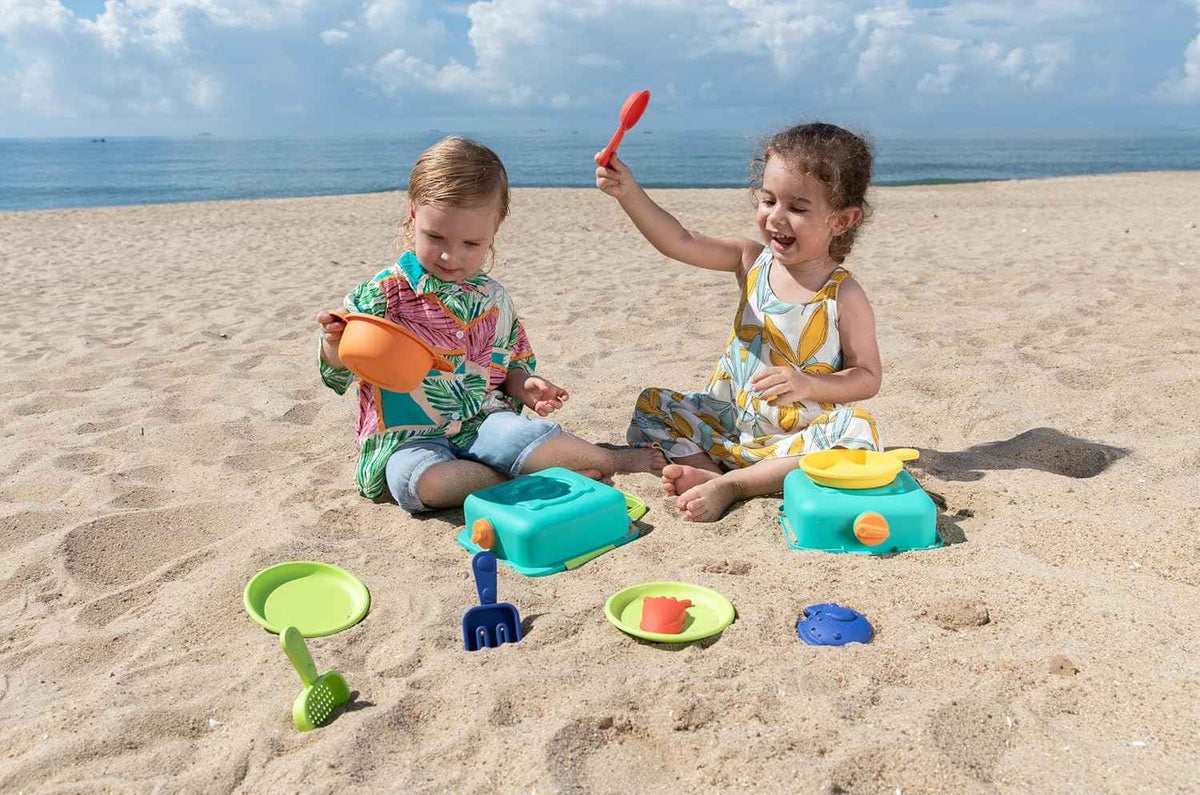 Cuchara, tenedor y colador del set de cocina de arena Sandy Chef Hape E4106