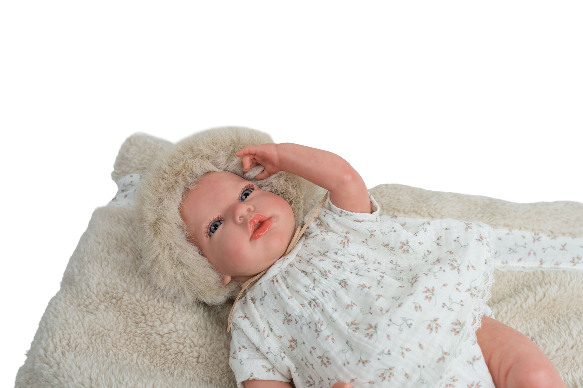 Muñeca Reborn Arias Isabella beige 40 cm conjunto floral ref. 98215