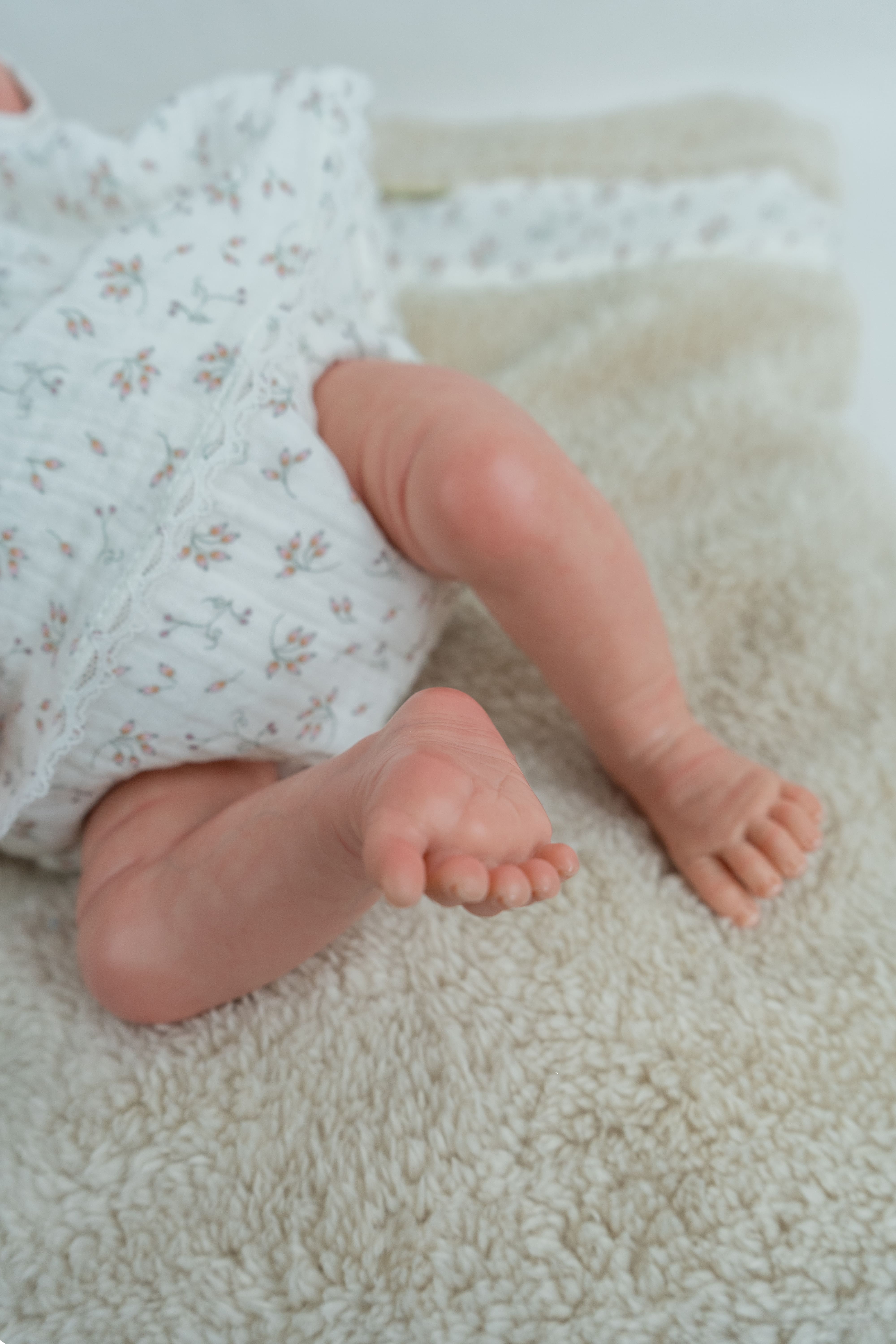 Muñeca Reborn Arias Isabella 40 cm tonos beige fabricada en España