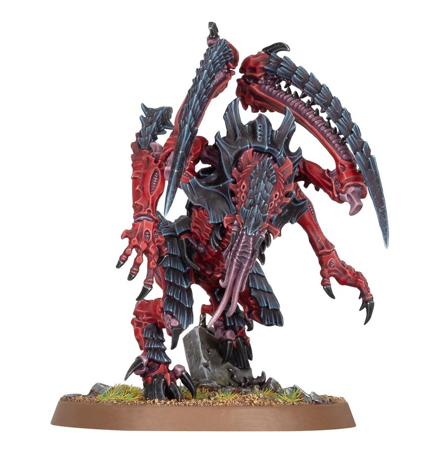 Líctor Tiránido de Warhammer 40K en rojo y negro, vista frontal con tentáculos alimentadores y peana escénica.