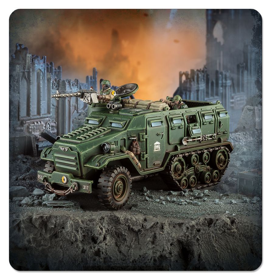 VAR Centaur Astra Militarum miniatura pintada en escenario de batalla con ruinas y explosión de fondo, artillero y tripulante asomados - Warhammer 40,000